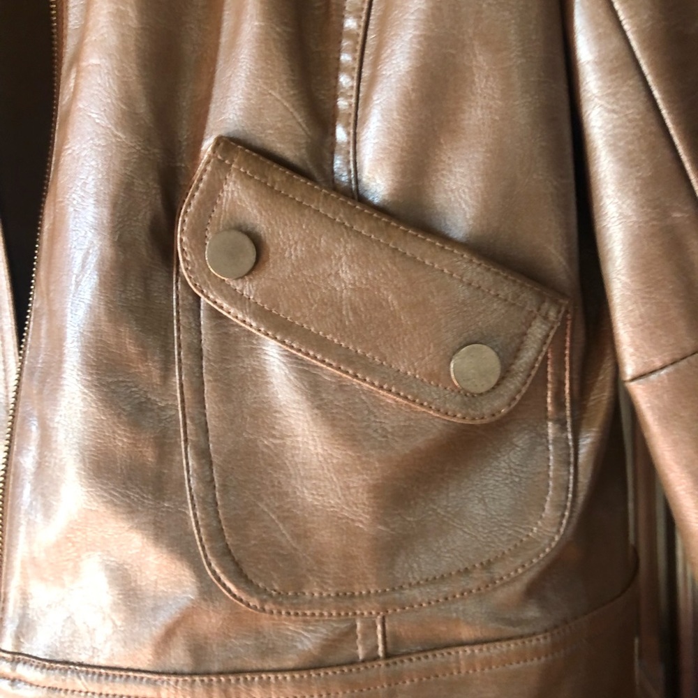 Silver Womans Jacket Size Medium - image 5